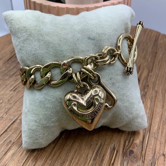 Juicy Couture Gold Tone Think Chain Heart Charm Toggle Bracelet - Picture 1 of 5